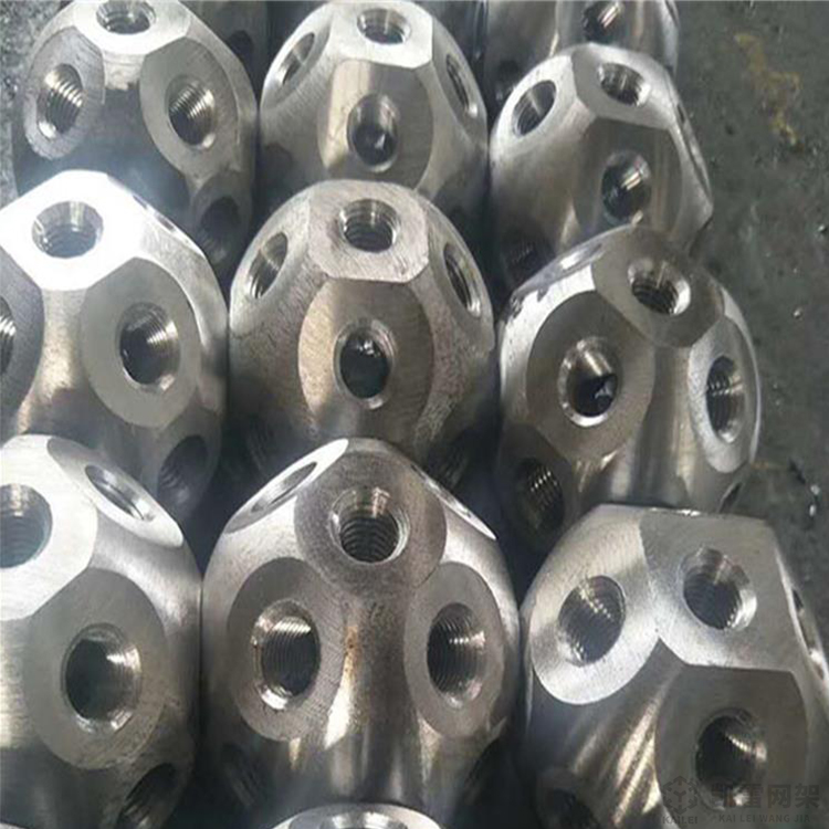 麻城螺栓球网架加工安装方法